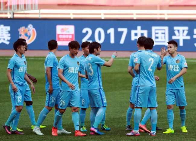 国内精品久久久久久久久野战